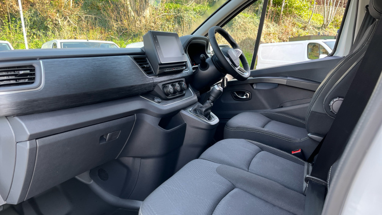 Renault Trafic Swb Diesel SL30 Blue dCi 150 Extra [Safety] Van